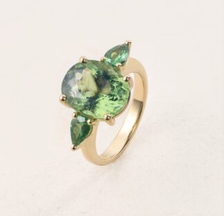 18kt gold, green tourmaline and tsavorite ring